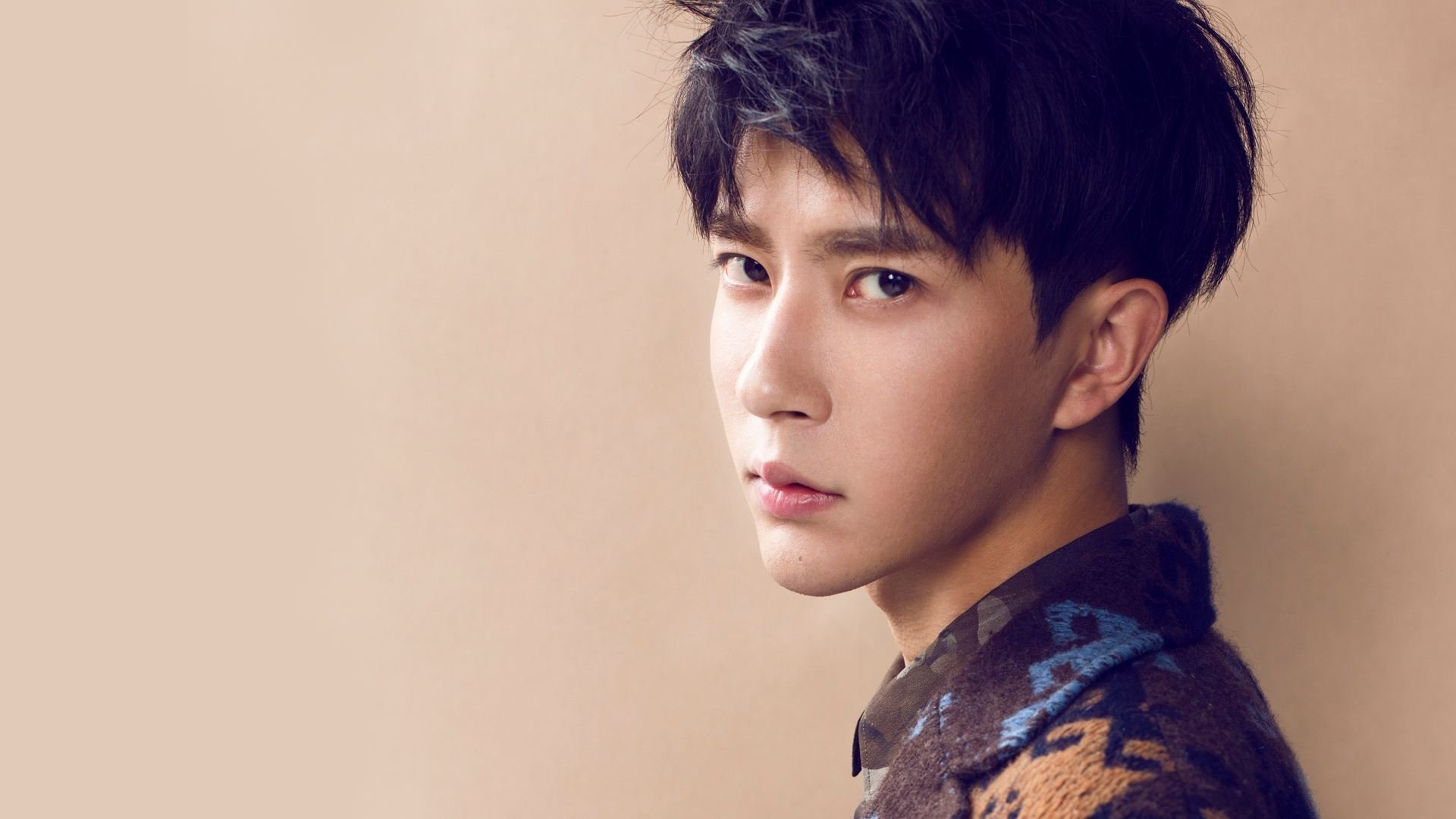 次元破壁之战，当76人全息击溃广东，东契奇如何成为跨维度关键先生？