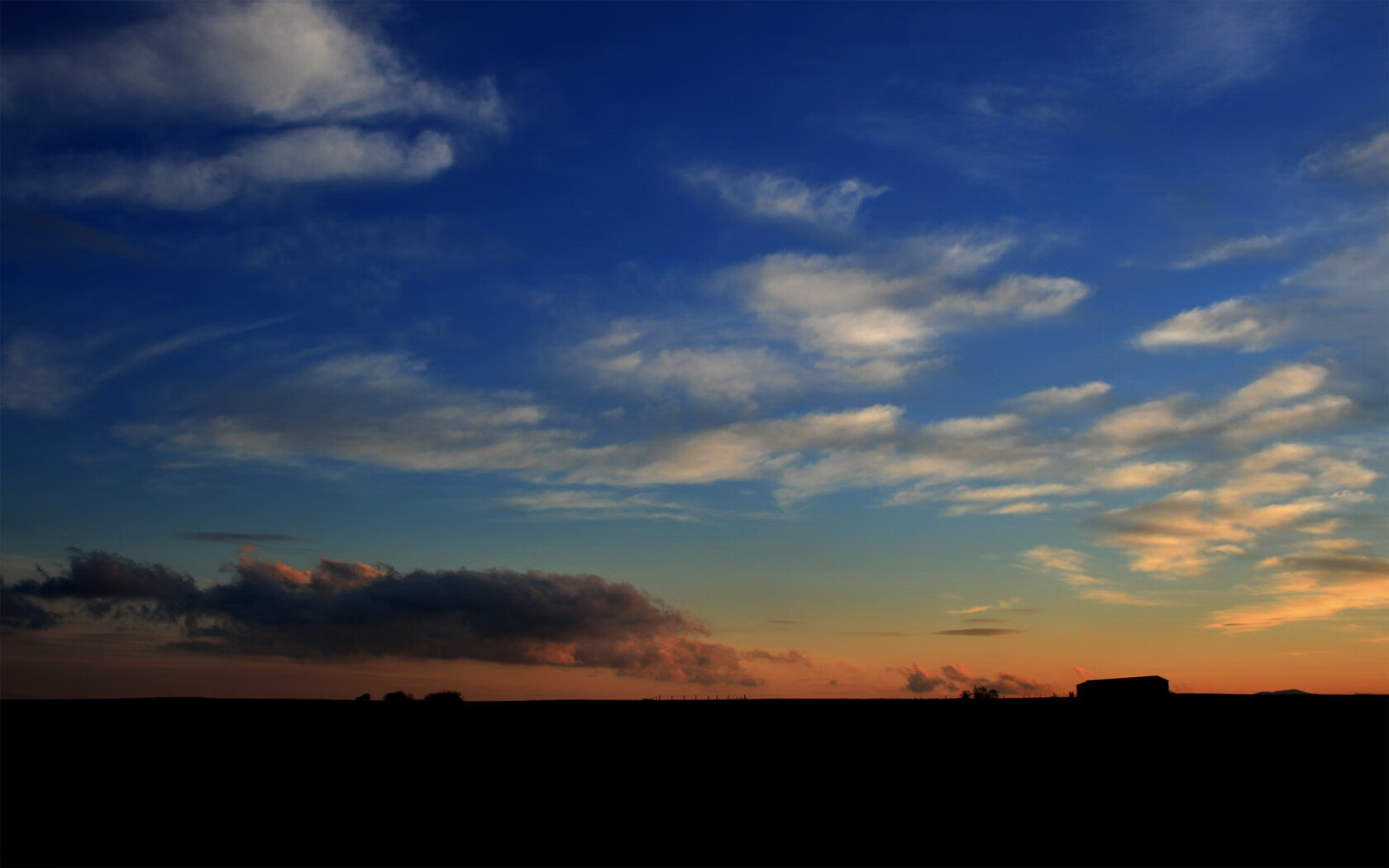 开云sport-星辰之下，灵狐夜行，英超争冠之夜的完全无解之谜