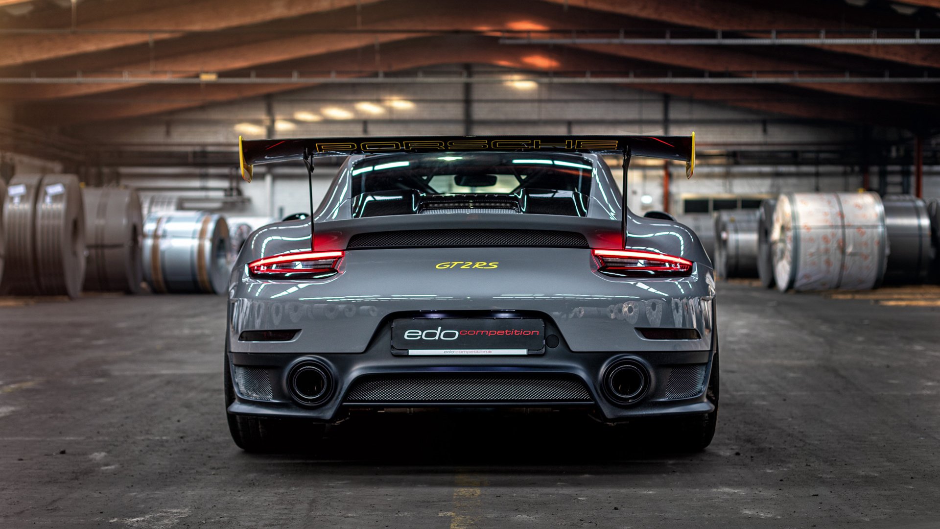 足球场上的无解题，厄瓜多尔对阵那不勒斯，见证克瓦拉茨赫利亚的统治时刻