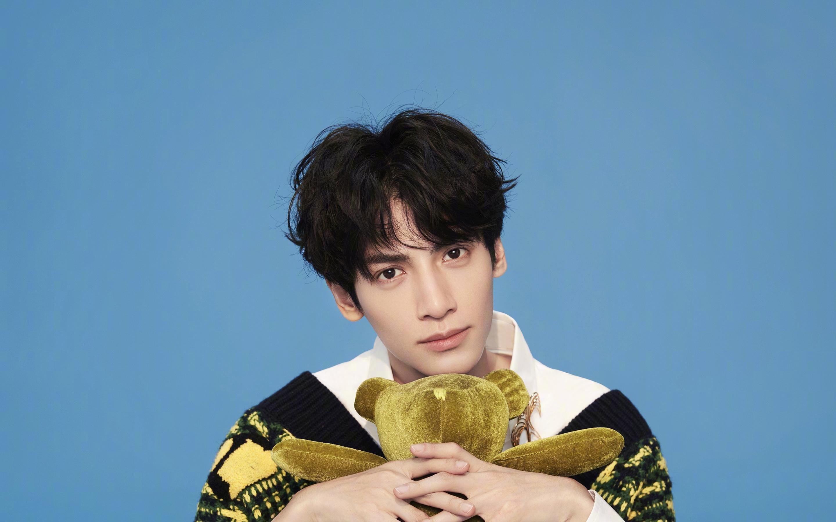 开云体育入口-跨时空的战术对决，从库里到骑士，看巨星价值与体系压制的双重奏