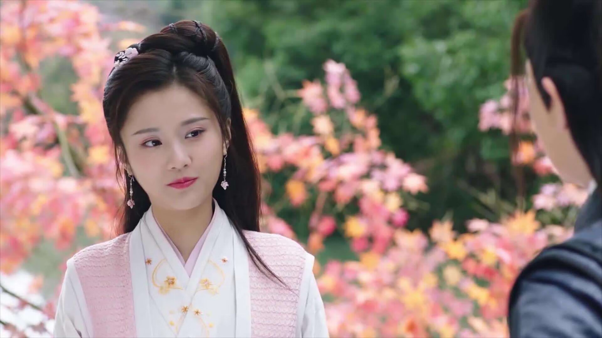 开云体育官网-时空交错之夜，当西班牙在篮球场击败土耳其，足球巨星德里赫特于NBA总决赛接管比赛