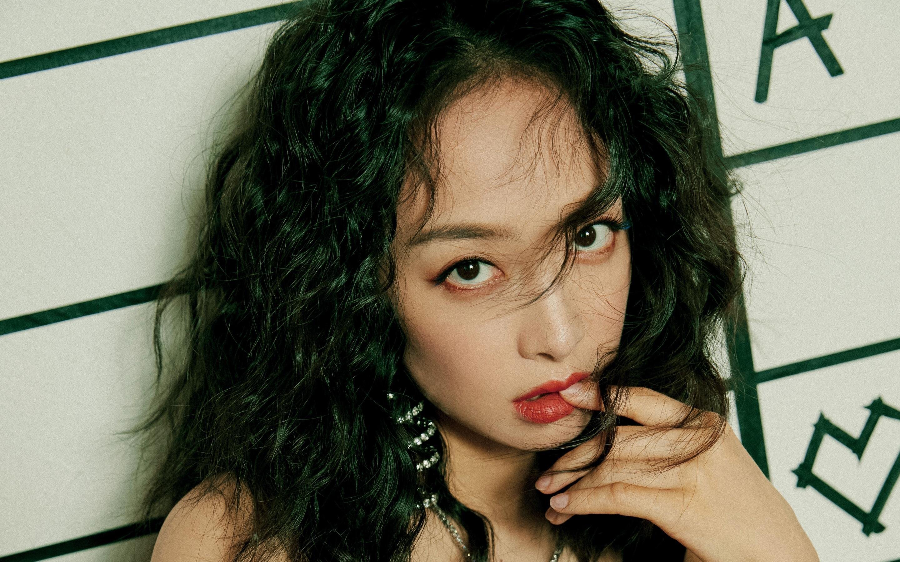 开云体育中国-橙色旋风横扫南十字星，范戴克定海神针，荷兰五球狂胜演绎王者归来